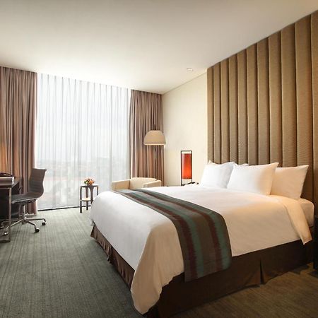 Po Hotel Семаранг Екстериор снимка