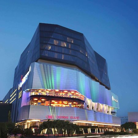 Po Hotel Семаранг Екстериор снимка