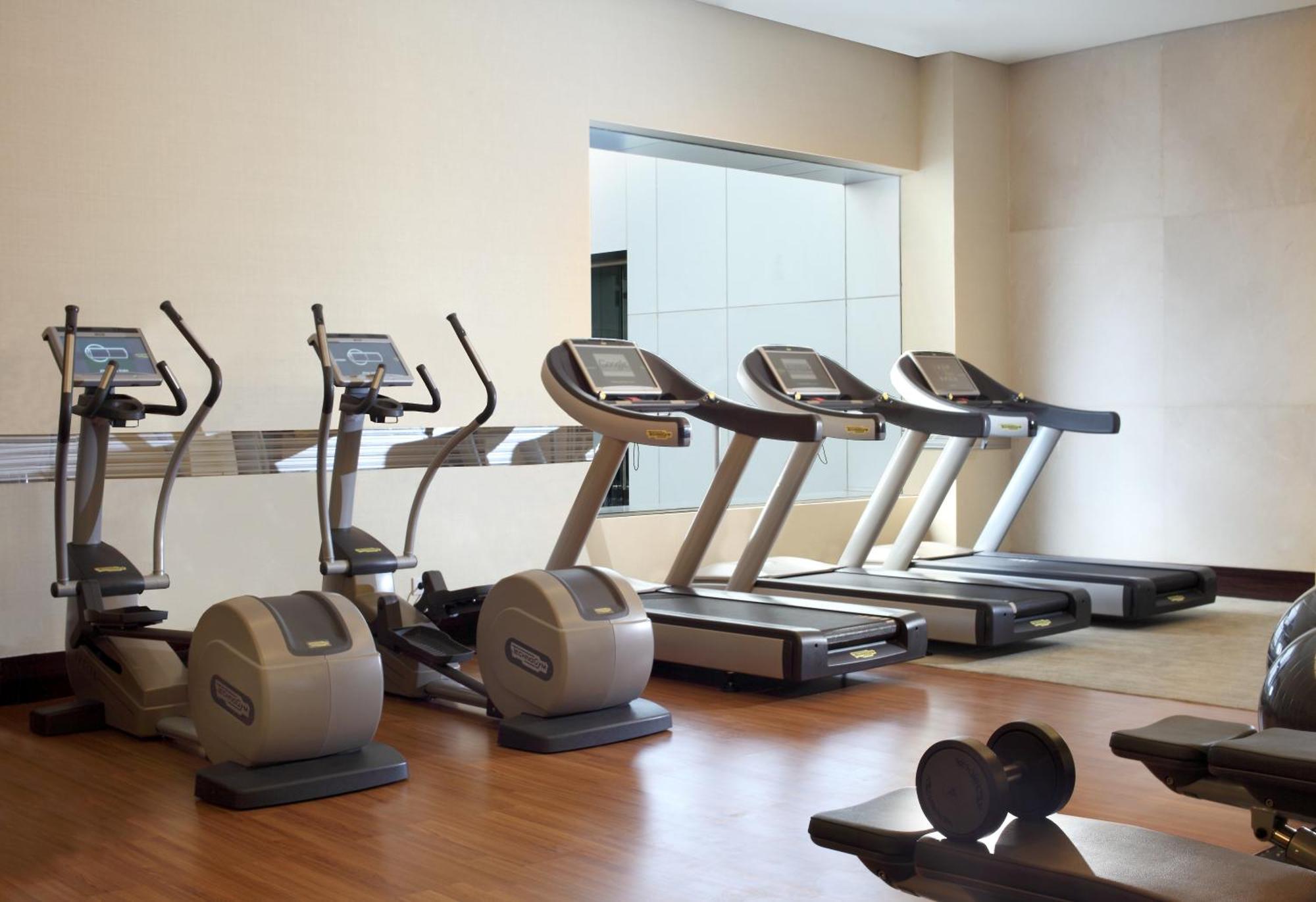 Po Hotel Семаранг Екстериор снимка