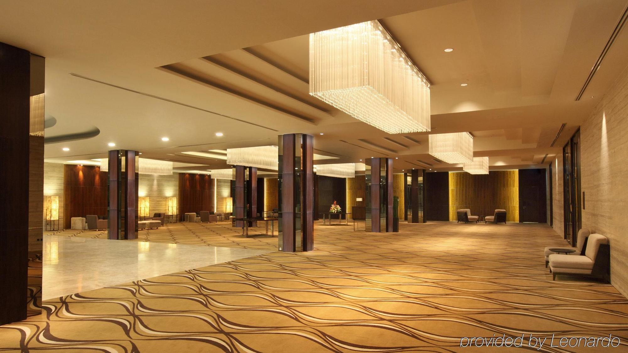 Po Hotel Семаранг Екстериор снимка