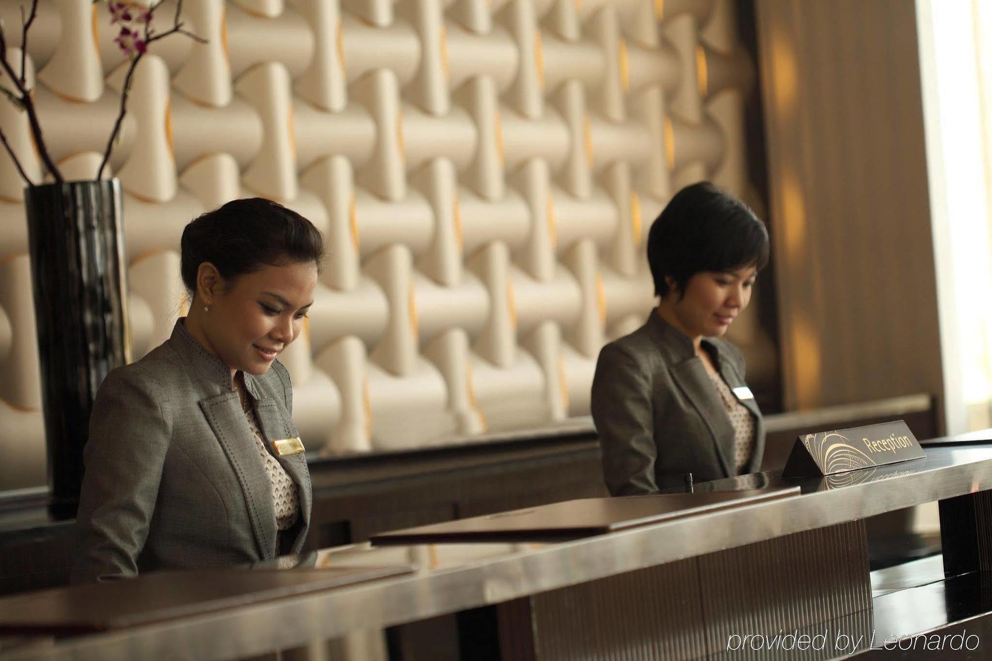 Po Hotel Семаранг Интериор снимка