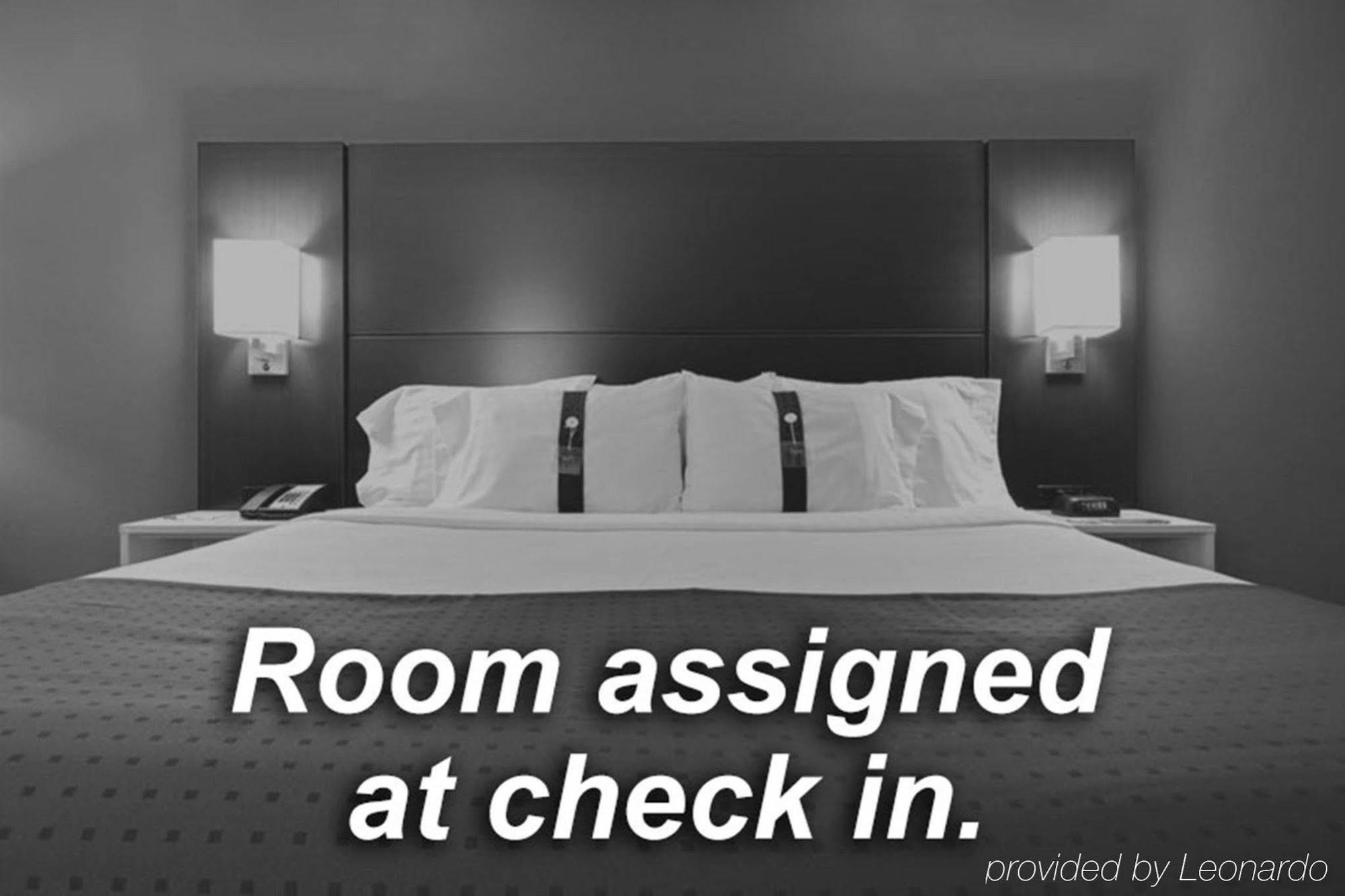 Po Hotel Семаранг Екстериор снимка
